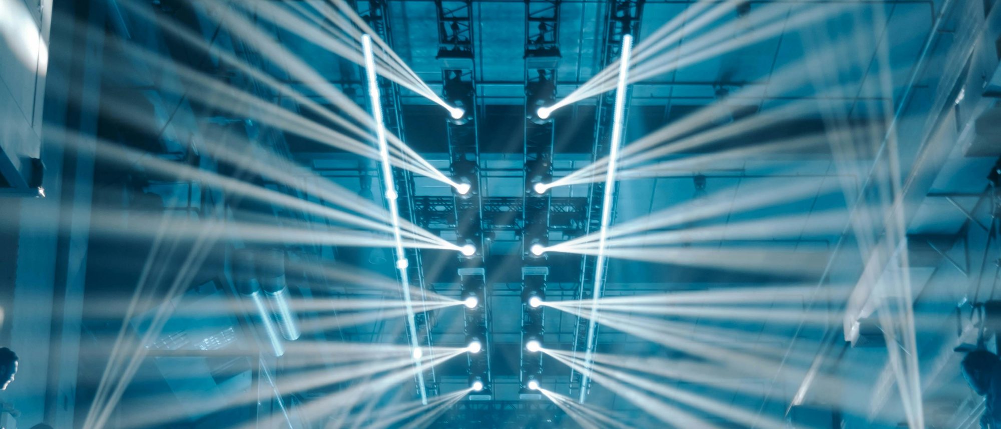 Double lighting truss